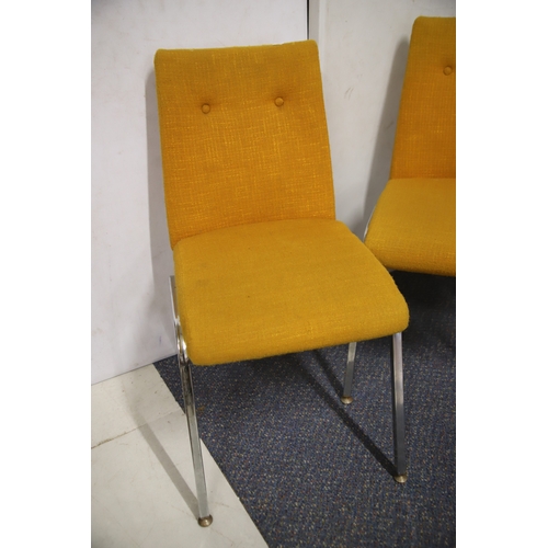 1238 - Set of Four 1970's Era Dining or Office Chairs by Du-Al  All in good order. See photos.