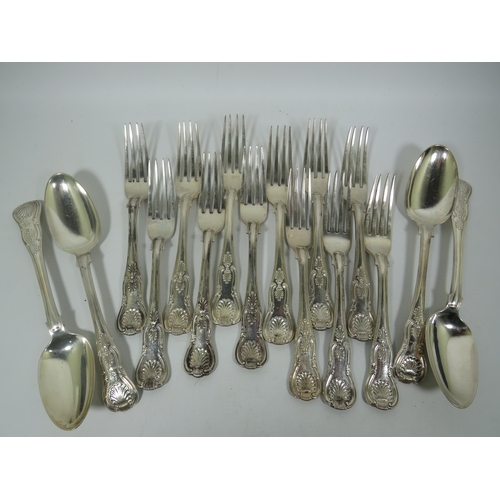 1030 - Superb Irish Geogian Silver Flatware in the Kings pattern.  Hallmarked for Dublin 1832       1785g