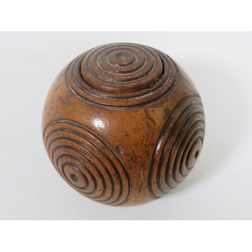 1040 - 19th Century Treen Puzzle in very good orders. Measures 60mm Diameter.