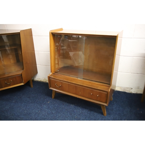 1262 - Two Mid Century Teak cabinets by Wrighton, One a corner unit, both in very good condition with glass... 