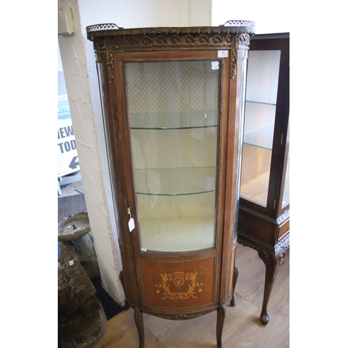 1271 - French Decorative Bow Fronted Display cabinet in very condition (ex Potters display) with two glass ... 