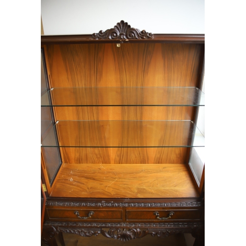 1272 - Reproduction Queen Ann style Two Glazed door display cabinet in fair condition (Ex Potters Display C... 