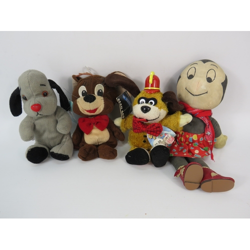 1400 - Four small teddies including ones from Banana Splits, Tom and Jerry and Sooty etc.