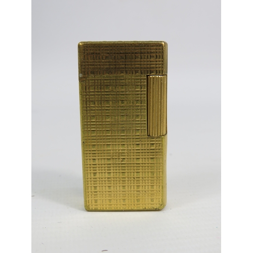 1459 - Vintage gold plated Dunhill 70 lighter.