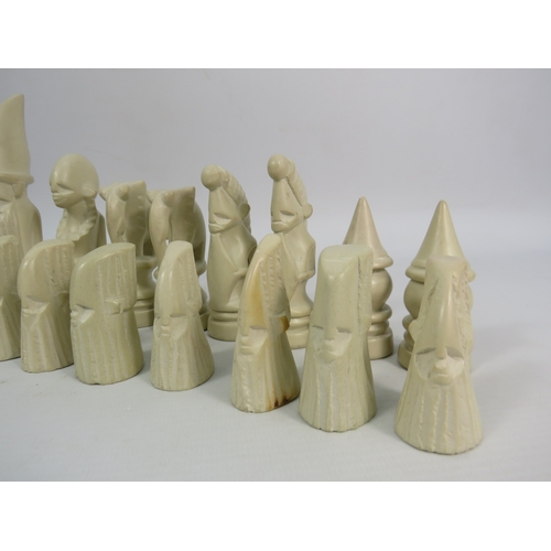 1493 - Soapstone carved chess set, the tallest piece measeures 5