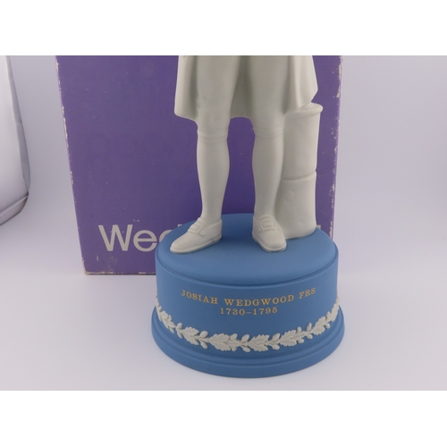 51 - Wedgwood Jasperware limited edition Josiah Wedgwood figurine, 331 of 2000. 9.5