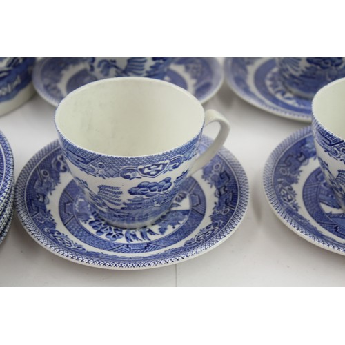 300 - Myott Old Willow Blue and White Ceramic Tea Set Cups Saucers Tea Cups Tea Pot 2306744
