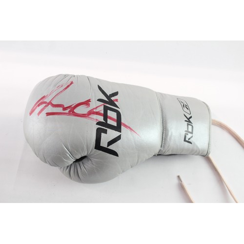320 - Vintage Reebok Signed Boxing Glove No Certificate & No Name  387671