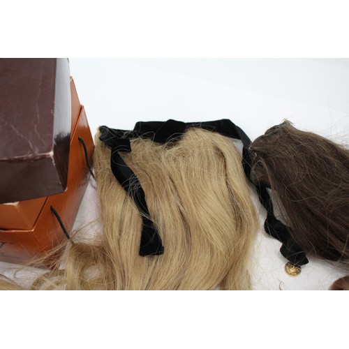 321 - Vintage Designer Collectable Items Inc Wigs Dior Perfume Cartier  443270