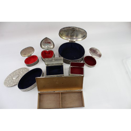 325 - Metal Boxes Inc Vintage, Novelty Heart Design, Etc  563837