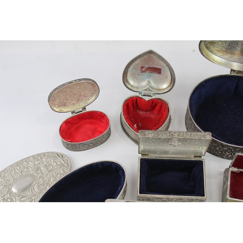 325 - Metal Boxes Inc Vintage, Novelty Heart Design, Etc  563837