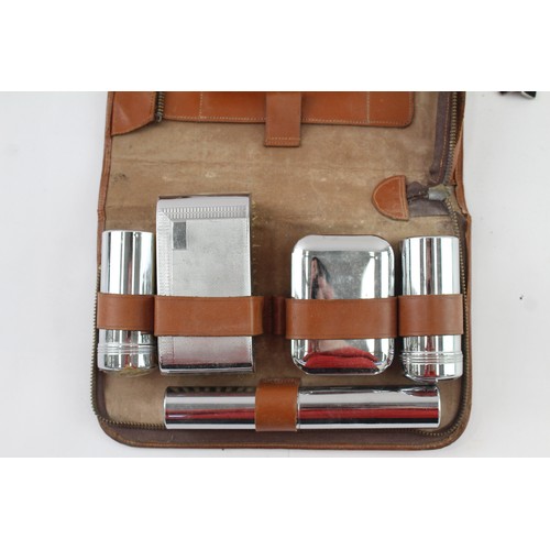 335 - Mens Grooming Collectables Vintage Inc Safety Razor Vintage Grooming Kit Job Lot 578401