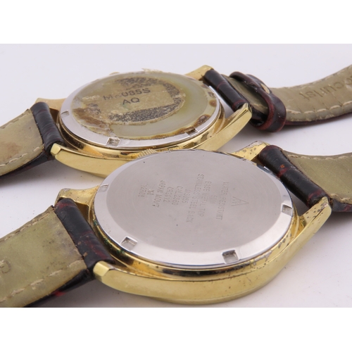 513 - Two Accurist 10 year battery wristwatches, both working