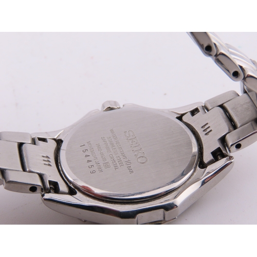 515 - Two Seiko wristwatches, both require batteries