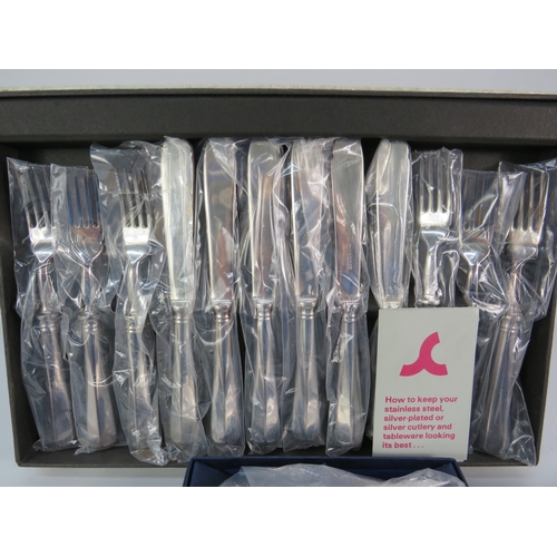 493 - Assorted boxed cutlery sets, including bone-handled and silver-plated examples.