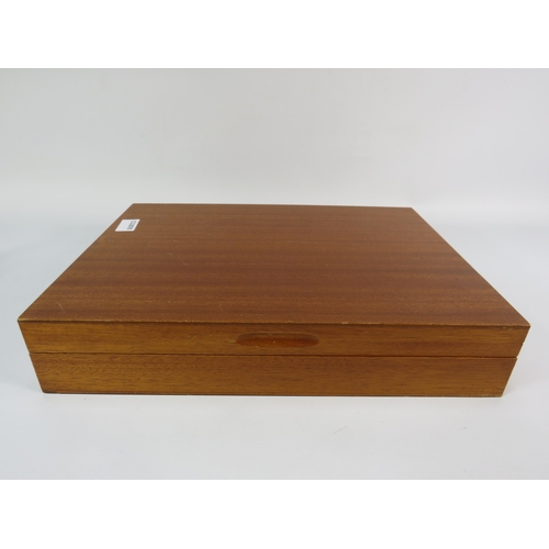 495 - Cased canteen of silver-plated cutlery, approx. 16 by 11 by 3 inches.