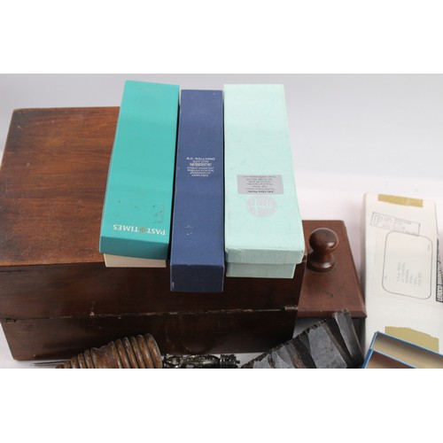 339 - Desk Antique Vintage Collectables Vintage Gavel Desk Tidy Letter Openers 2321339