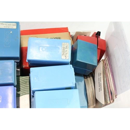 344 - Vintage 3D Photo Viewer Stereoscope Toys Inc Slides 2335848