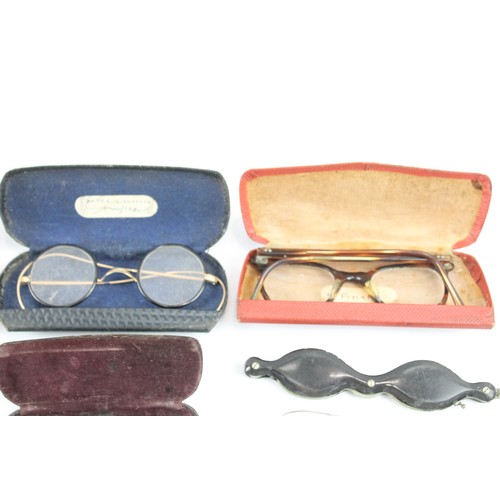 386 - Glasses Assorted Prescription Spectacles Inc Loose & Cased  702935