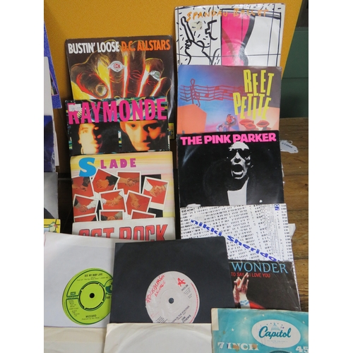 558 - Large collection of 85+ vinyl 7-inch singles (45 RPM records) featuring various artists from multipl... 