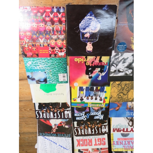 558 - Large collection of 85+ vinyl 7-inch singles (45 RPM records) featuring various artists from multipl... 