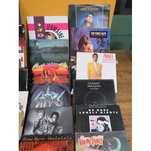 560 - Collection of 90+ vinyl 7-inch singles (45 RPM records) featuring various artists from 1960s-1990s. ... 