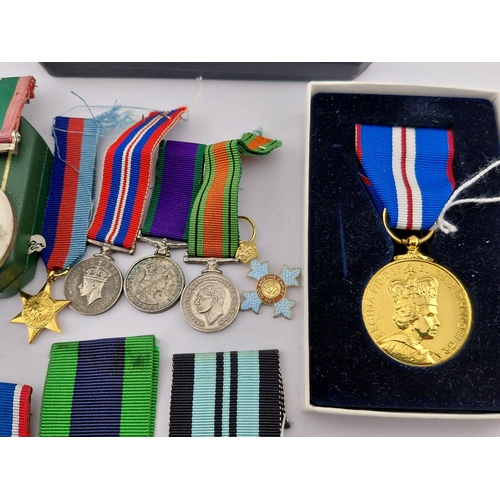 221 - Good Mixed Medal Group to include Queens Golden /Jubilee Medal , Police Long Service and good conduc... 