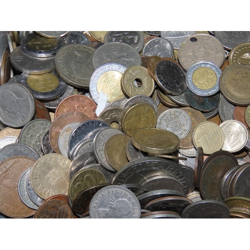 159 - Substantial quantity of world coins  circulated and uncirculated examples, commemoratives and mixed ... 