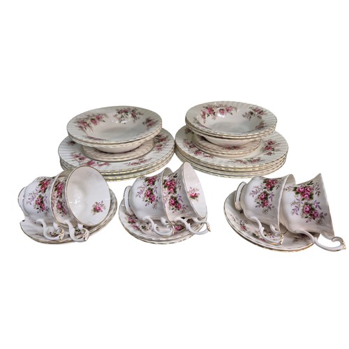 193 - Royal Albert Lavender Rose dinner and tea ware comprising approximately thirty one pieces, the servi... 
