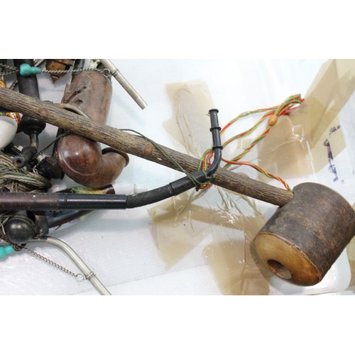 262 - Vintage Tobacciana Novelty Smoking Pipes Inc Large Wood Carved Etc Joblot  580968