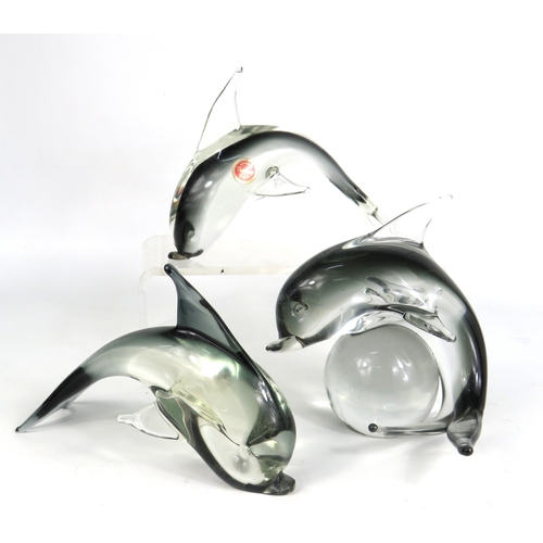 78 - Three Murano glass dolphins - tallest 13cm