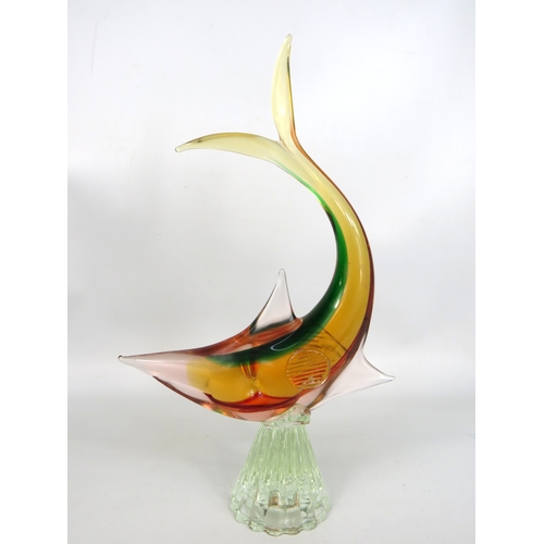 94 - Murano glass fish on ribbed base in amber green and red - 36cm tall