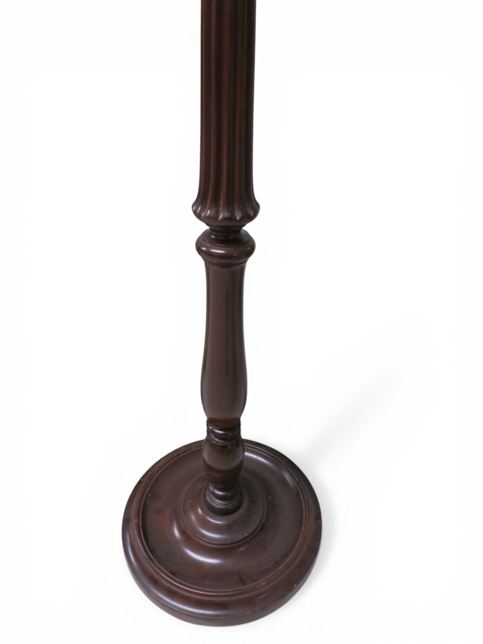 Mahogany Standard Lamp Base with Turned Reeded Column & Circular Base ...