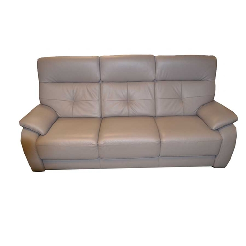 30 - A Very Good Leather Three Seater Settee