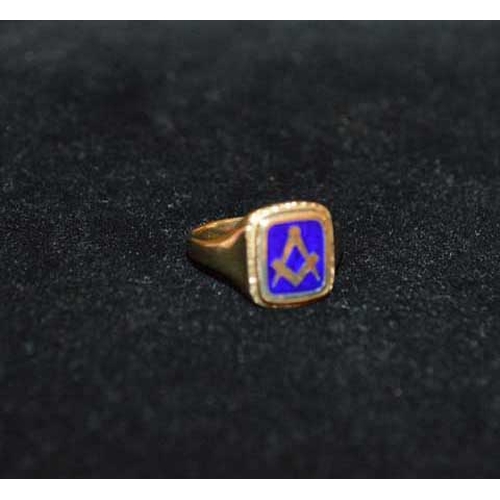 608 - A 9ct Gold Masonic Ring