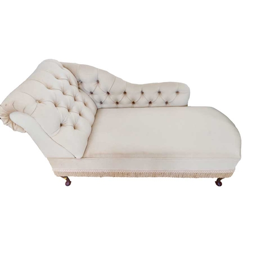 16 - An Upholstered Chaise Lounge