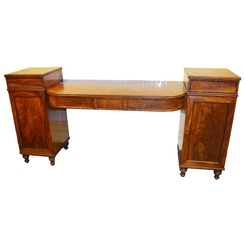 100 - A Very Nice Georgian Mahogany Pedestal Sideboard