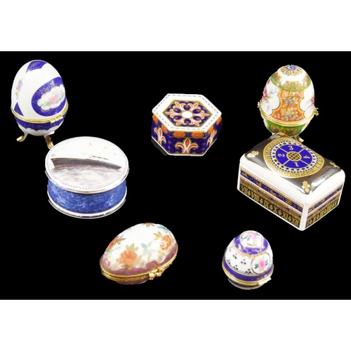 203 - A Nice Collection of Trinket Boxes, etc.