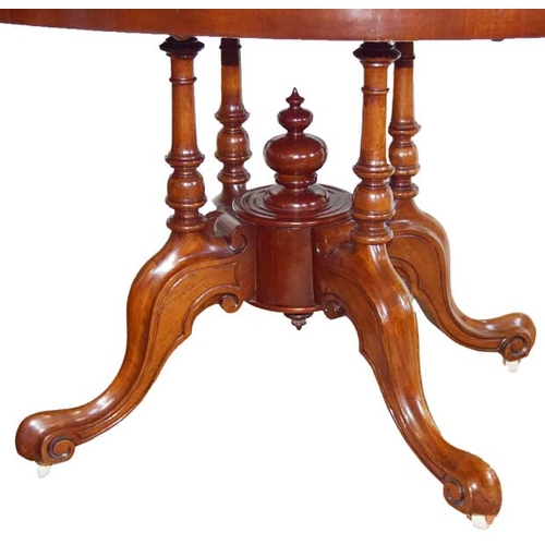 125 - A Very Nice Oval Mahogany Breakfast Table on Centre Pedestal