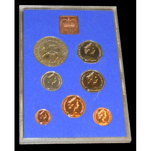 540 - A Set of 1977 Mint Coins