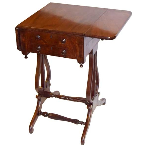 60 - A Nice Victorian Mahogany Drop Leaf Small Table