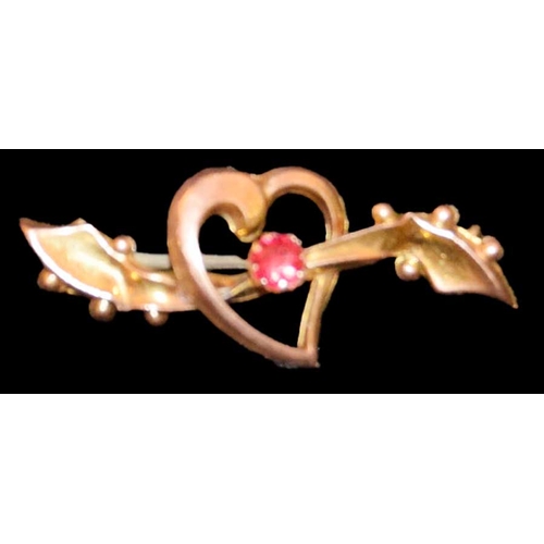 577 - A 9ct Gold Heart Brooch