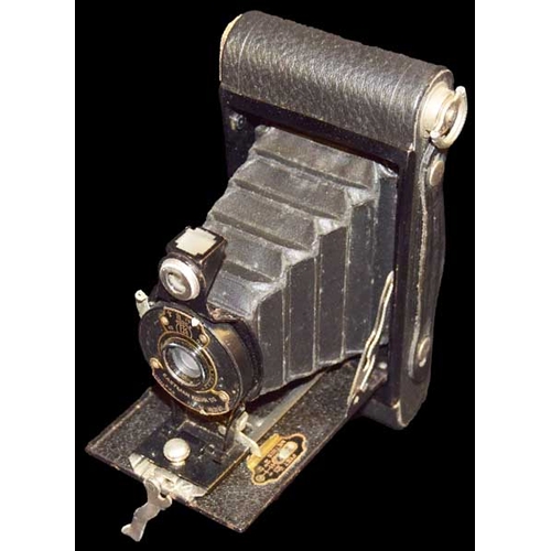 376 - A No.2 Folding Autograph Brownie Camera