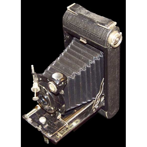 390 - A Kodak 1 Pocket Autograph Camera Circa 1914