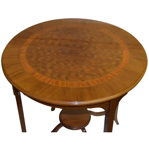 51 - A Nice Edwardian Circular Mahogany Occasional Table