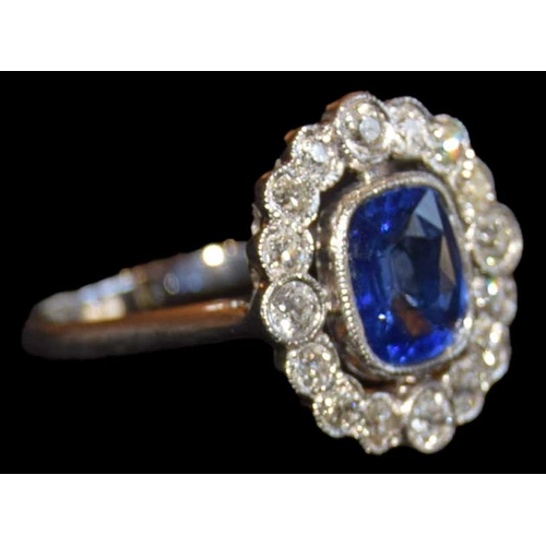 795 - A Superb Platinum Sapphire and Diamond Cluster Ring