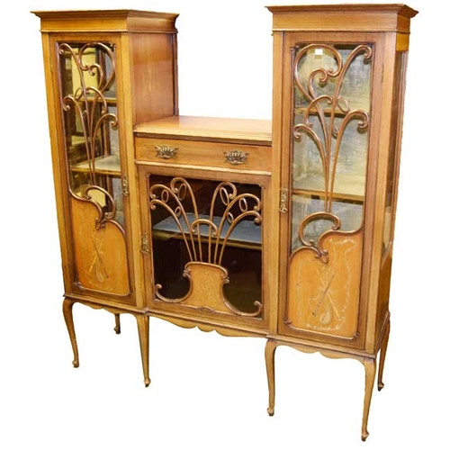 240 - A Nice Inlaid Mahogany Three Door Display Cabinet