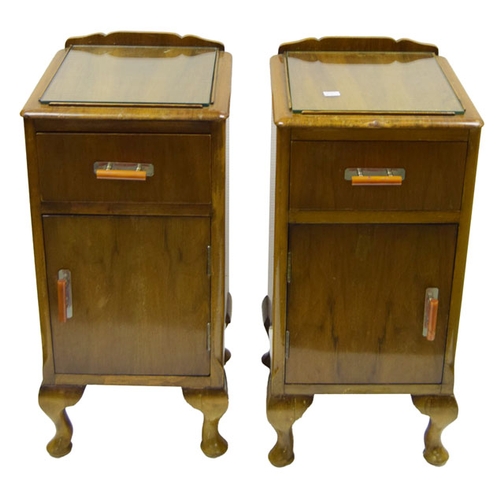 301 - A Nice Pair of Walnut Art Deco Bedside Cabinets