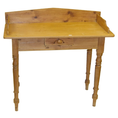 514 - A Nice Pine Washstand with Drawer