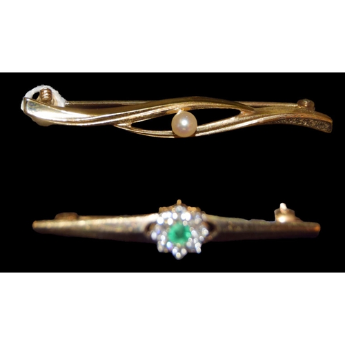 714 - A 9ct Gold Cubic Zircona Brooch and Another Bar Brooch